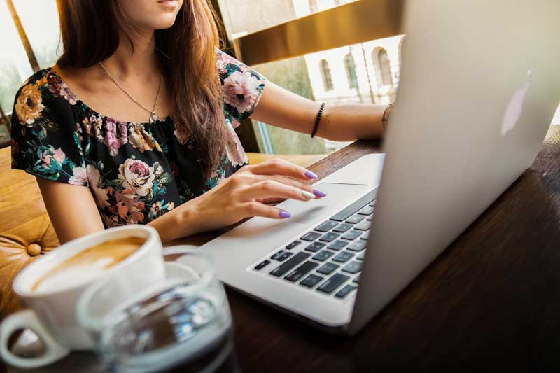 How AI Implementation in Business Improves Efficiency
