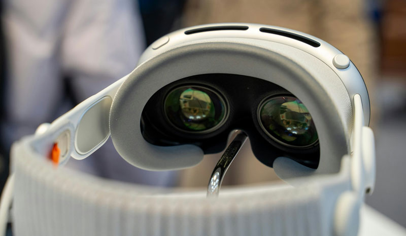The Future of the Digital World with Virtual Reality