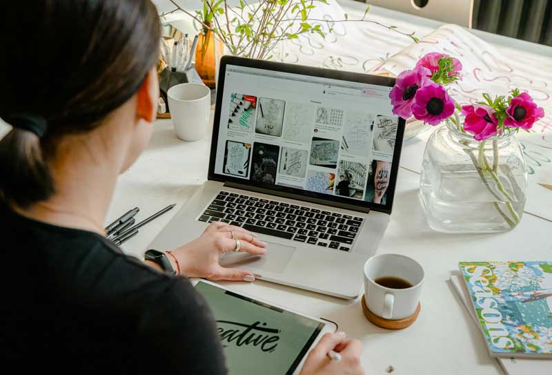 Use an Attractive Web Design